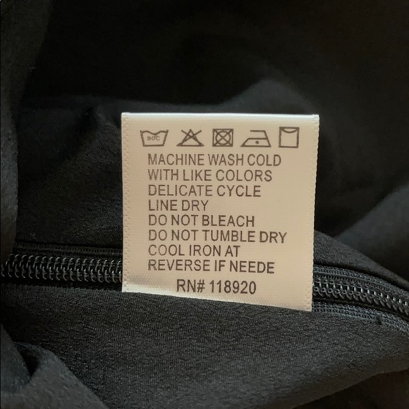 NWT Crop Top Polka Dot L - Picture 8 of 8